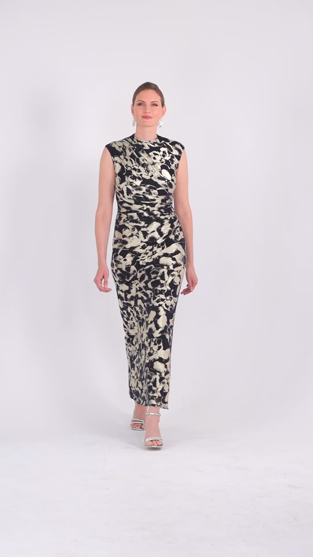 Betsy & Adam Petite "Cory" Metallic Print Ruched Dress - Navy/Gold