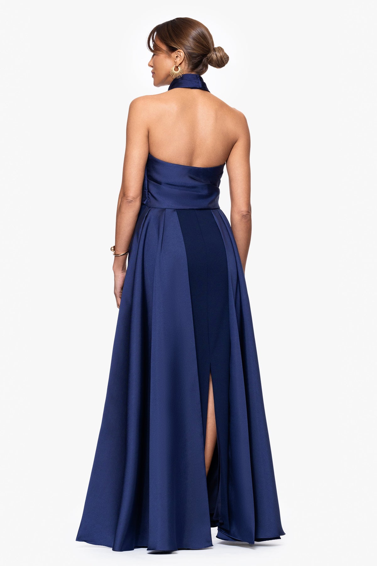 Betsy & Adam "Dina" Scuba Crepe Twist Halter Neck Gown - Navy